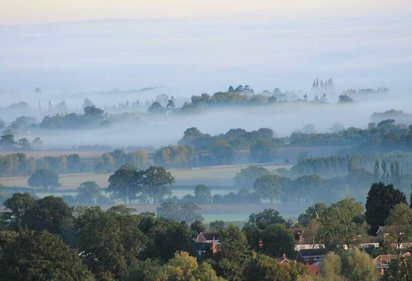 Ashbury Bed & Breakfast