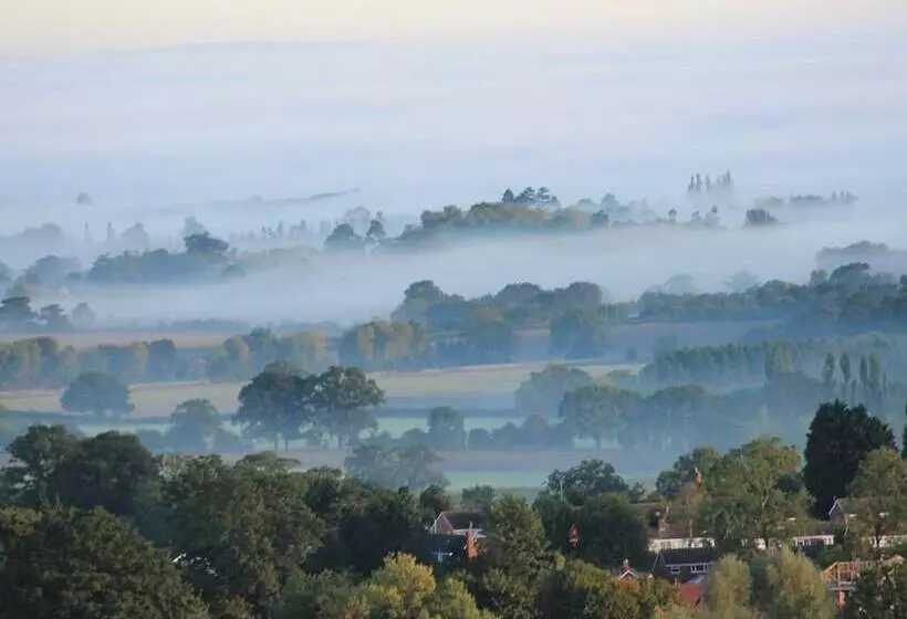 Ashbury Bed & Breakfast