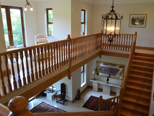 مبيت وإفطار Llwyn Helyg Country House