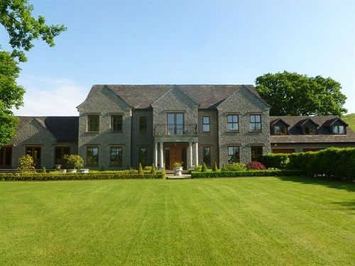 مبيت وإفطار Llwyn Helyg Country House