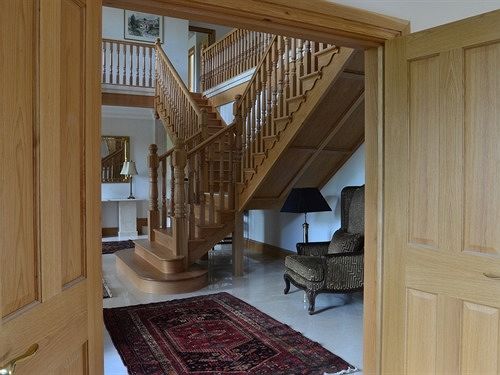 مبيت وإفطار Llwyn Helyg Country House