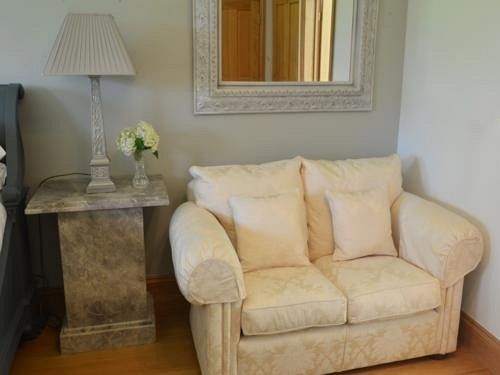 مبيت وإفطار Llwyn Helyg Country House