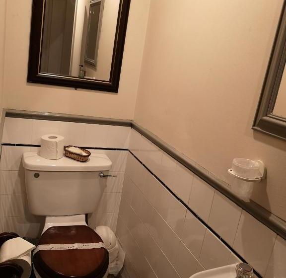 تختخواب و صبحانه Summer's Bay