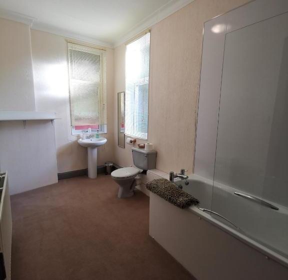 تختخواب و صبحانه Summer's Bay