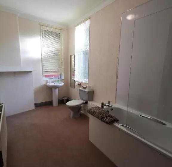 تختخواب و صبحانه Summer's Bay