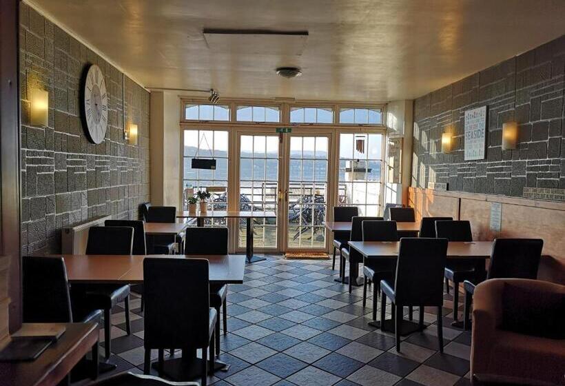 تختخواب و صبحانه Summer's Bay