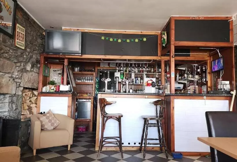 تختخواب و صبحانه Summer's Bay