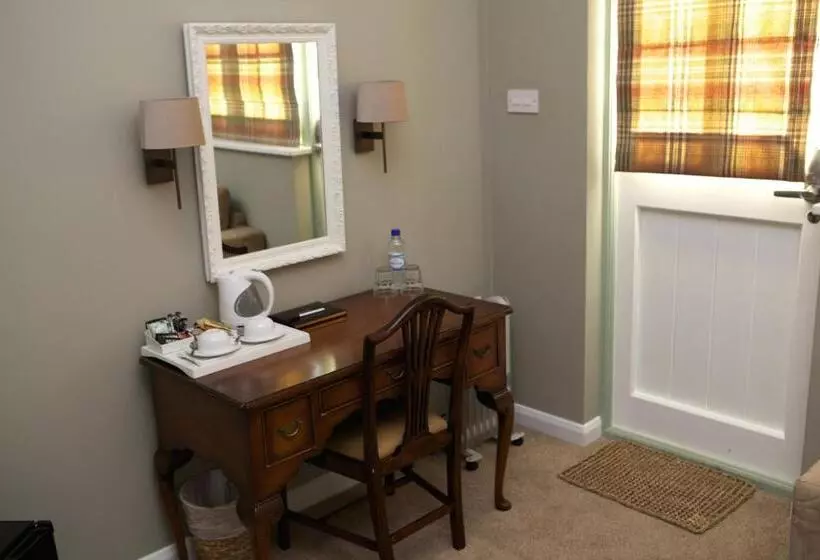 Bed and Breakfast The Bull Inn Lodges