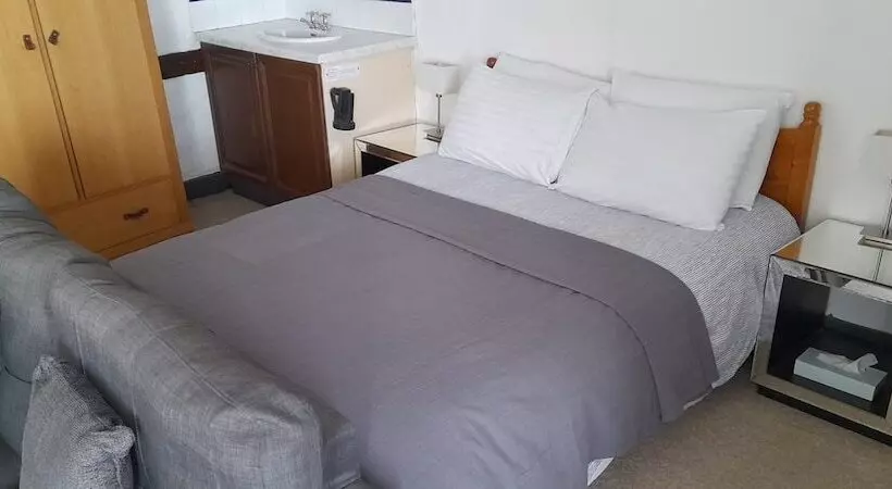 민박 The Old Court House Guest House