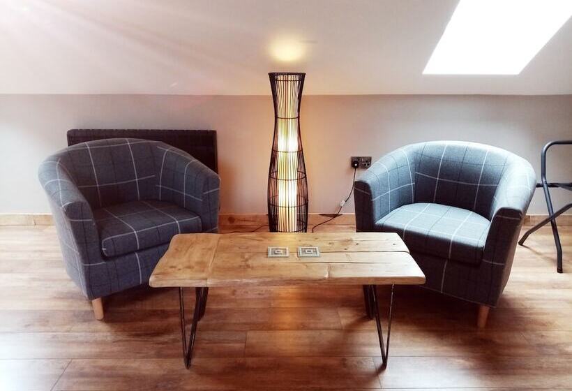 Worth House Bed And Breakfast