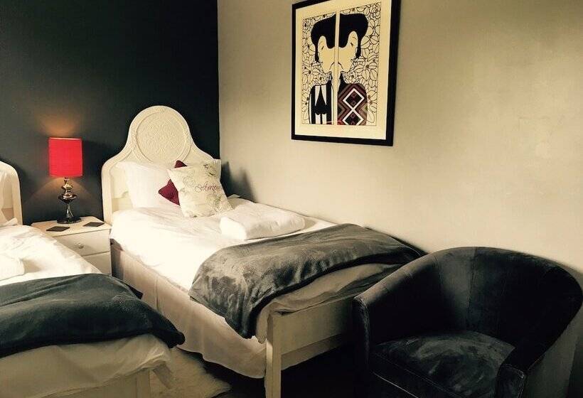 Worth House Bed And Breakfast