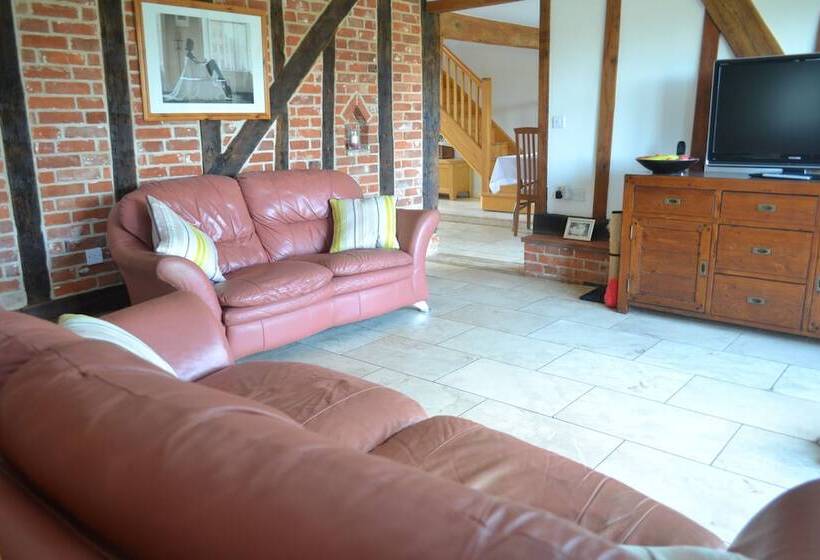 ベッドアンドブレックファースト Wortwell Hall Barn