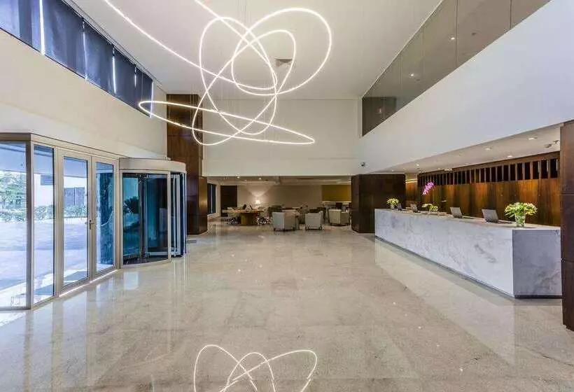 Hotel Blue Tree Premium Alphaville