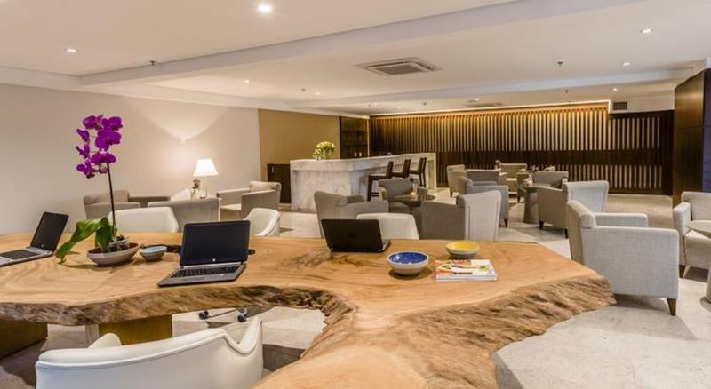 Отель Blue Tree Premium Alphaville