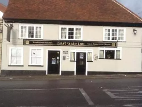 Отель East Gate Inn
