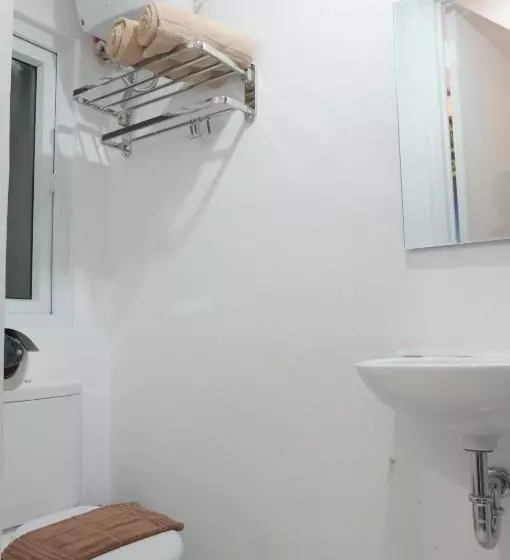 בית מלון כפרי De Green Inn @aeropolis