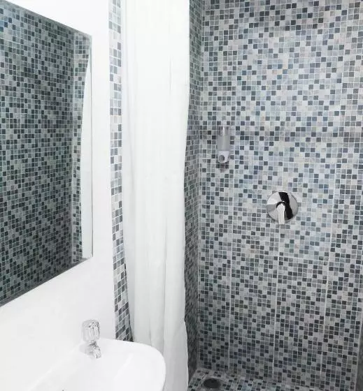 בית מלון כפרי De Green Inn @aeropolis