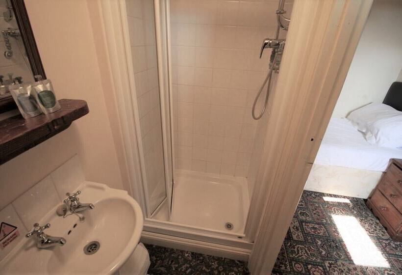 فندق The Kings Arms