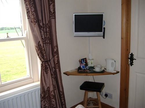 Отель Travellers Rest