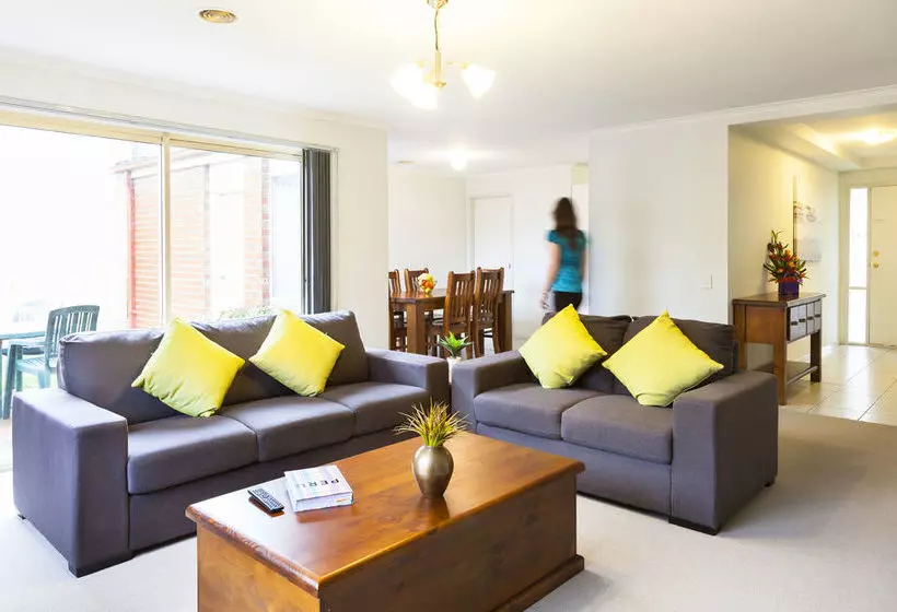 Park Avenue  Glen Waverley Townhouses