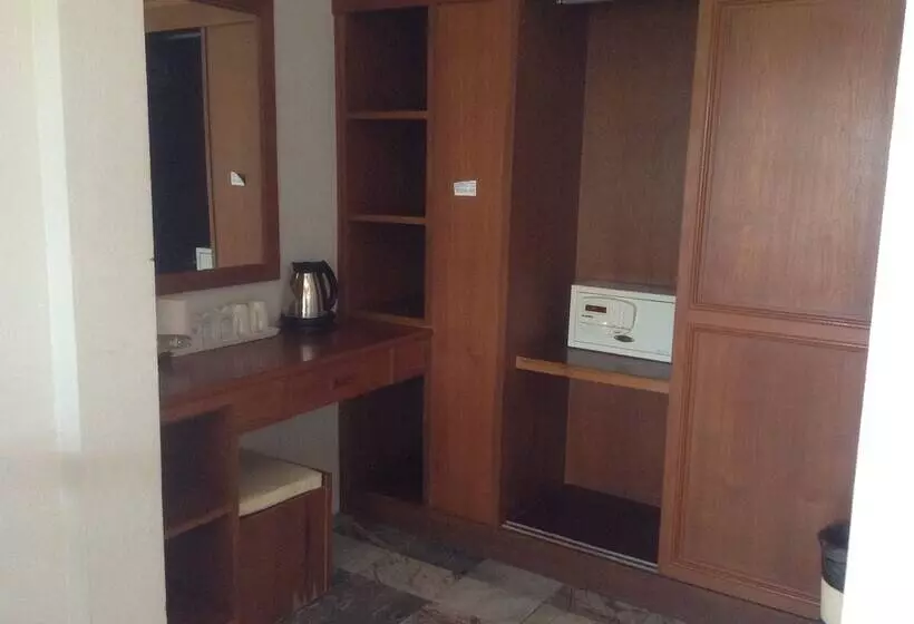 Marina Beach Resort   Sha Extra Plus