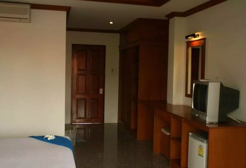 Marina Beach Resort   Sha Extra Plus