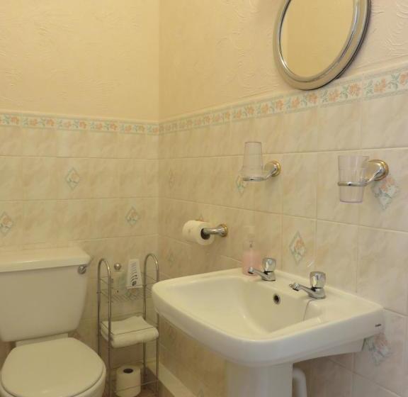 ペンション Claremont