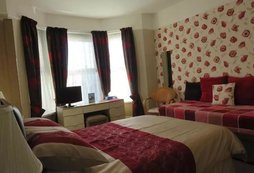 ペンション Claremont