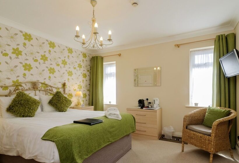 ペンション The Gables Guest House