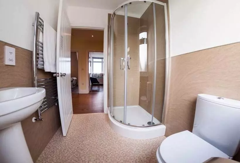 The Beach House Hostel