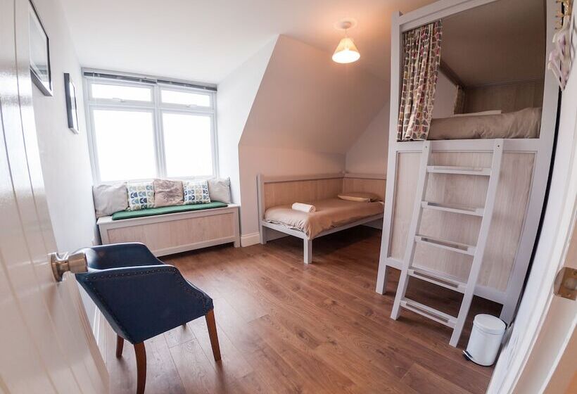 The Beach House Hostel