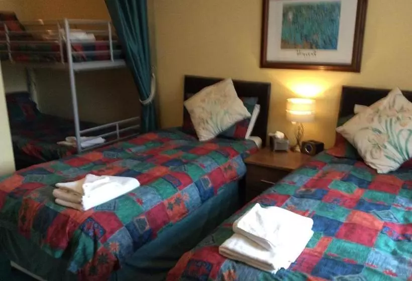 Ashgrove Bed And Breakfast