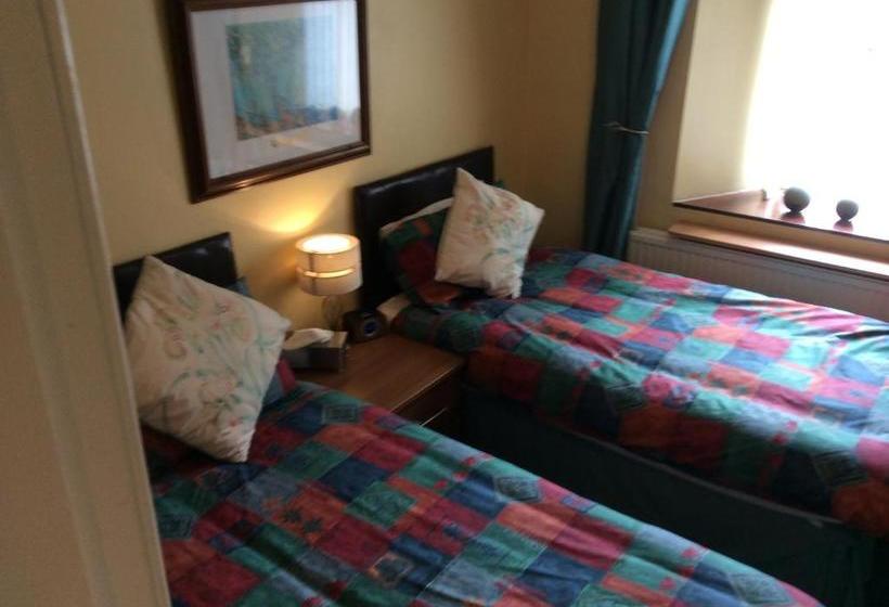 Ashgrove Bed And Breakfast