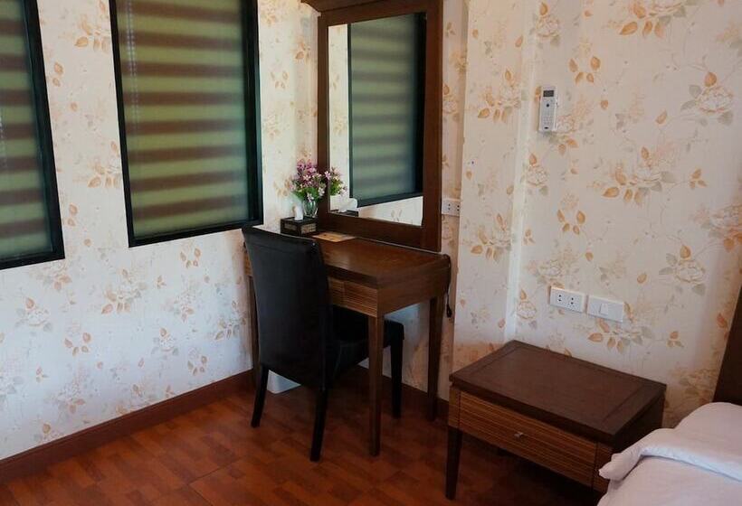 Baan I Un Pool Villa