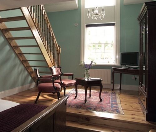 مبيت وإفطار Viewmount House