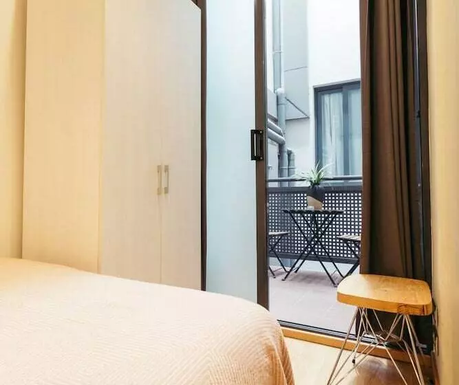 Casa Felipa Plaza España