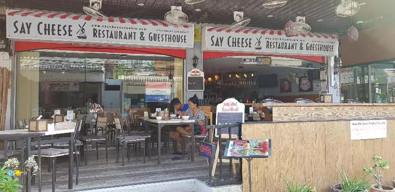 فندق فئة نجمة واحدة Restaurant & Guesthouse Say Cheese