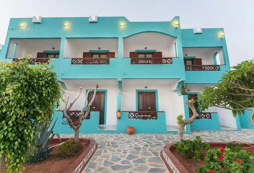 هتل Alpha Studios