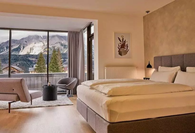 Hotelli Arx Guesthouse