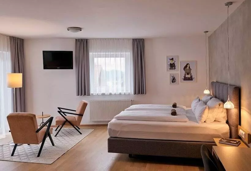 Hotelli Arx Guesthouse