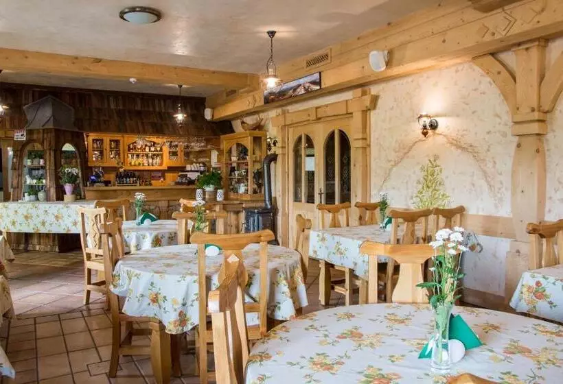 فندق Carpatia Bieszczadzki Gościniec