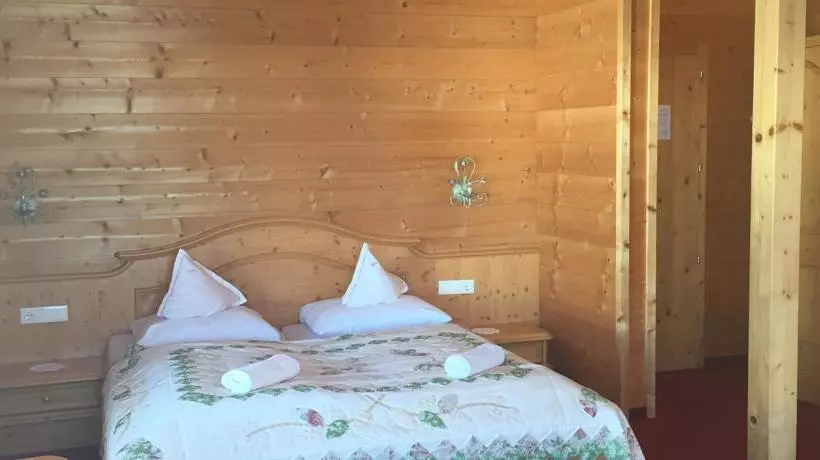 Отель Frieden Das Alpine Panorama