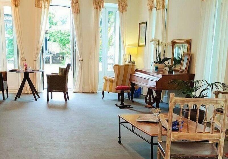 هتل Gastronómico Araucaria