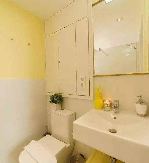 Отель Bypillow House