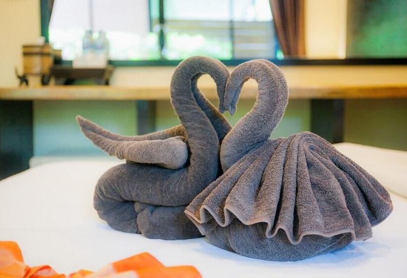 هتل Leelawadee Lipe Resort