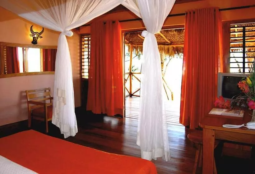 هتل Hôtel Palissandre Morondava