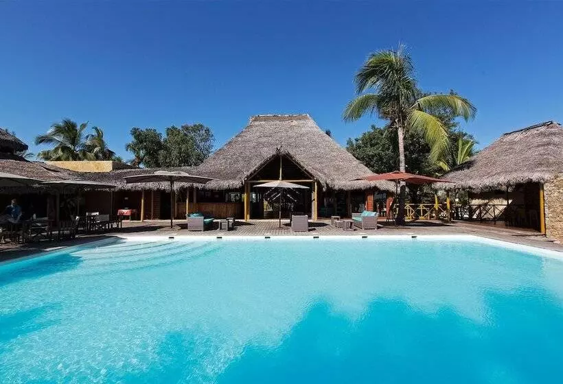 هتل Hôtel Palissandre Morondava
