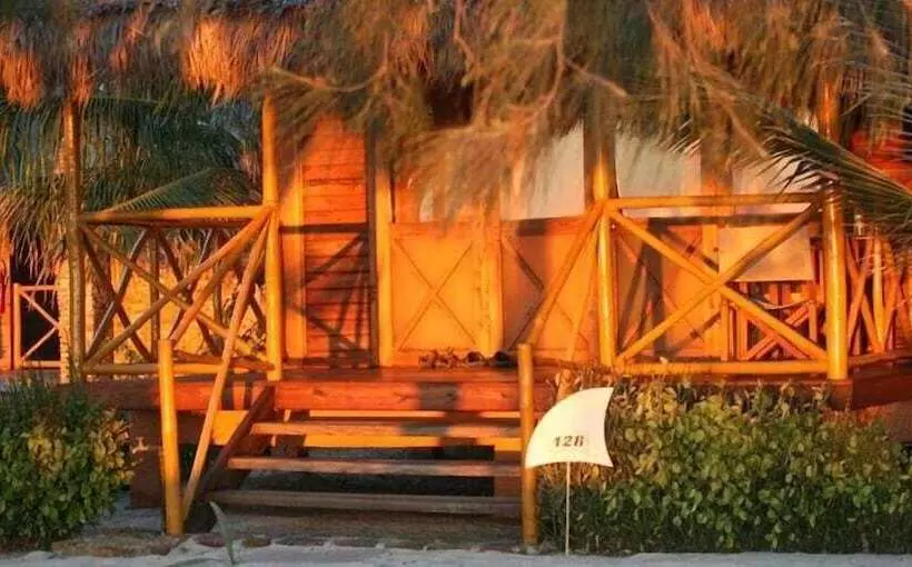 هتل Hôtel Palissandre Morondava