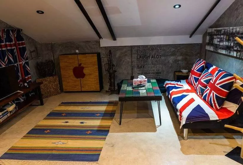 Hotel Rice Barn And Rooms