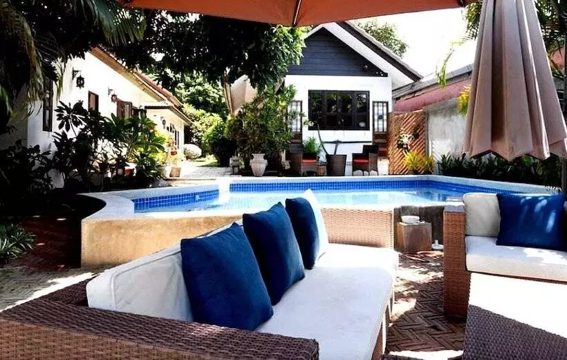 Hotel Rice Barn And Rooms